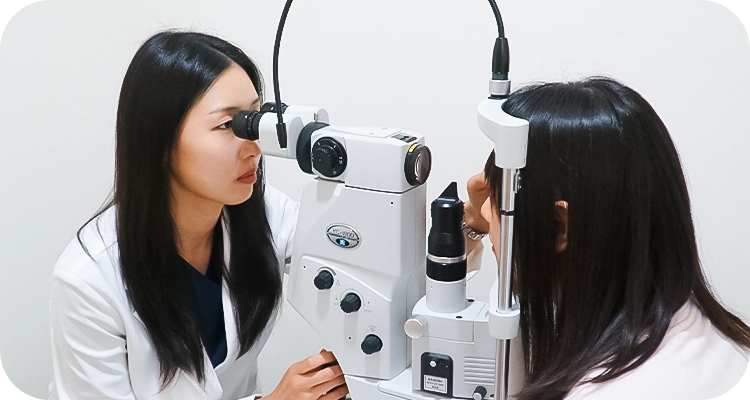 Nd:YAG laser capsulotomy device for PCO treatment