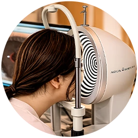 Dry eye examination